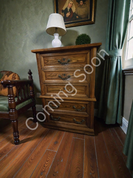 Vintage Chest of Drawers